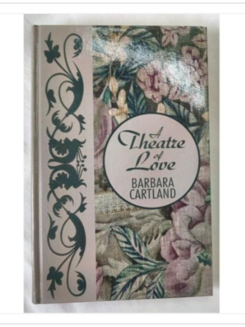 A Theatre of Love Large Print Thorndike Press Candlelight Series 2000 HC